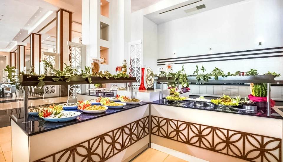 هتل آریا کلاروس کوش آداسی